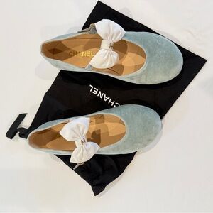 CHANEL Women's Velvet Flats with Bow - Light Green and White